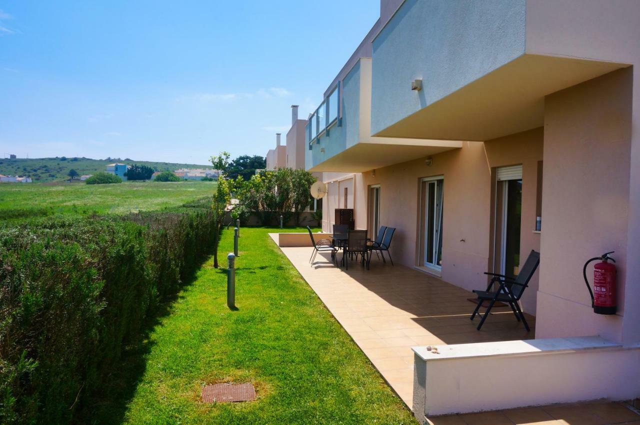 Casa Laranja, Aromas * Burgau